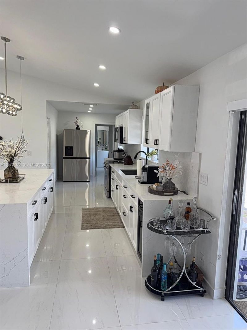 1801 NW 42nd St , Oakland Park, FL 33309 Photo