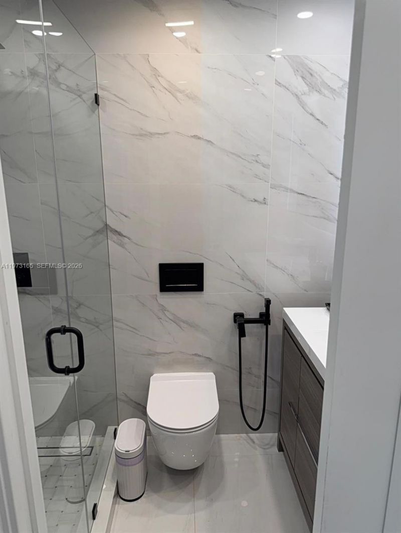 1801 NW 42nd St , Oakland Park, FL 33309 Photo