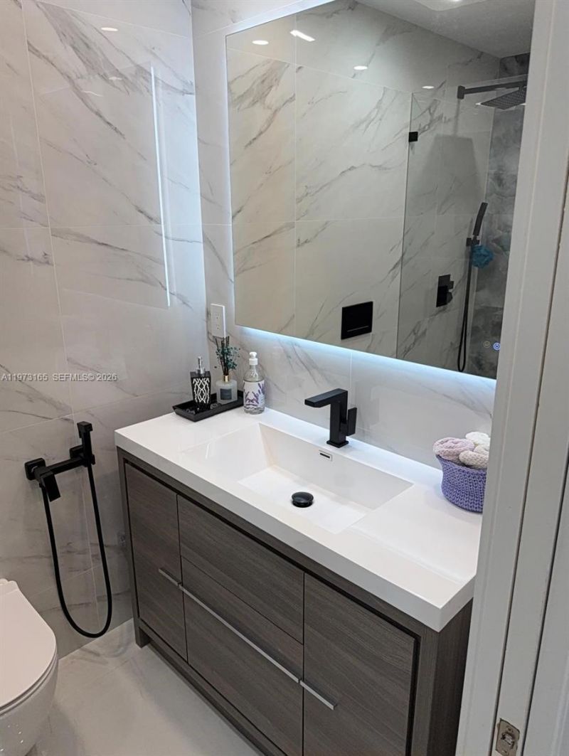 1801 NW 42nd St , Oakland Park, FL 33309 Photo