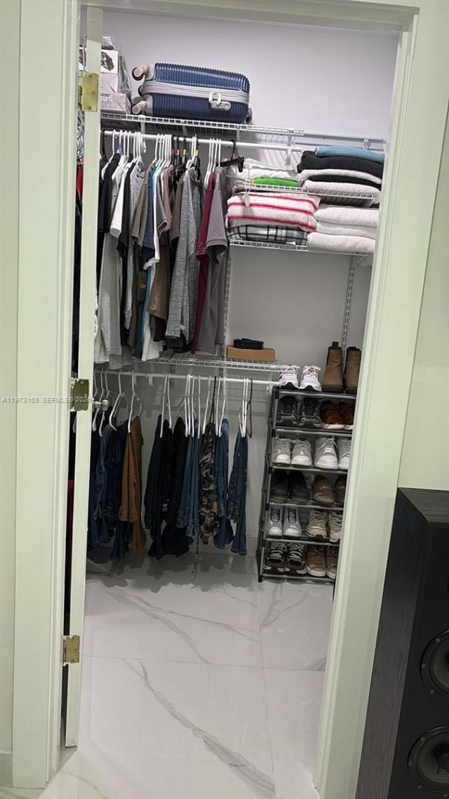 1801 NW 42nd St , Oakland Park, FL 33309 Photo