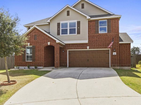 420 Conestoga DR, Kyle, TX 78640