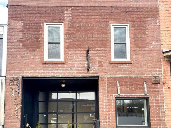 205 W Galena Boulevard, Aurora, IL 60506