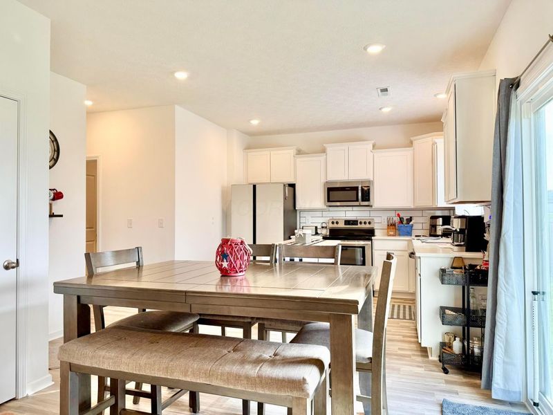 458 Quincy Circle, London, OH 43140 Photo 17