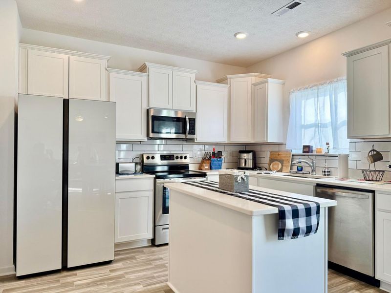 458 Quincy Circle, London, OH 43140 Photo 22