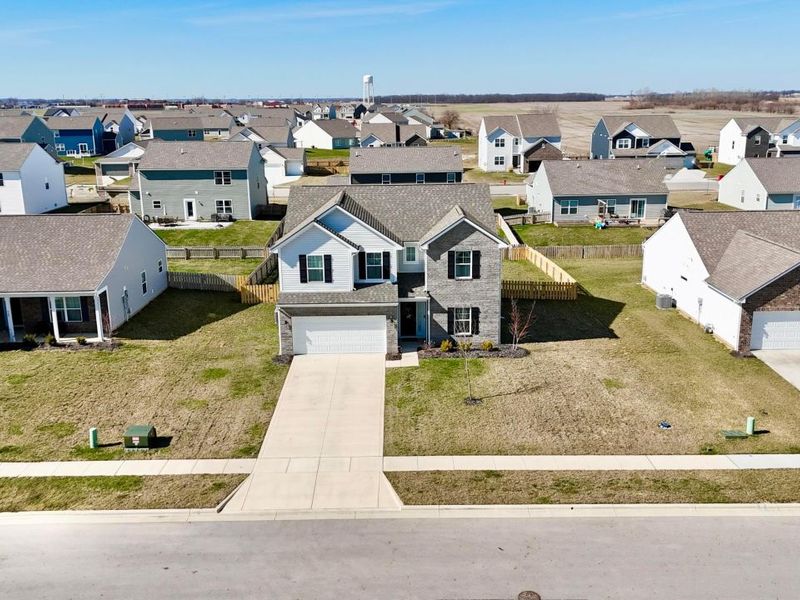 458 Quincy Circle, London, OH 43140 Photo 3