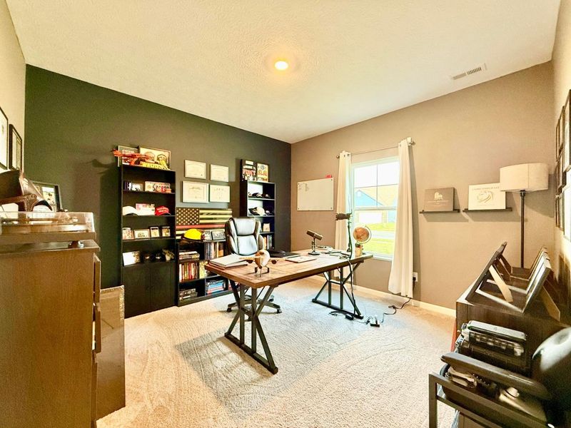 458 Quincy Circle, London, OH 43140 Photo 8