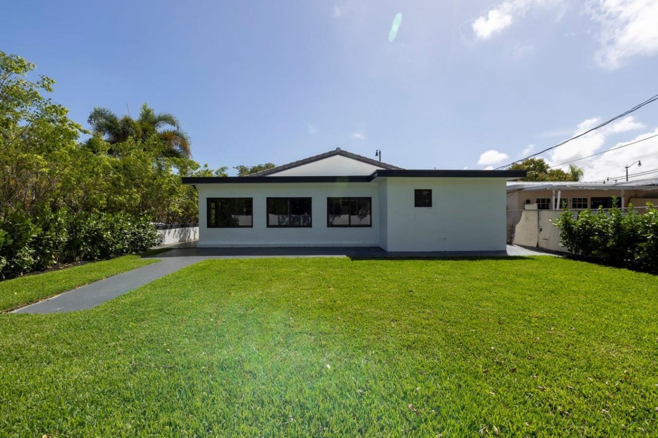 1681 NE 39th Street, Pompano Beach, FL 33064 Photo