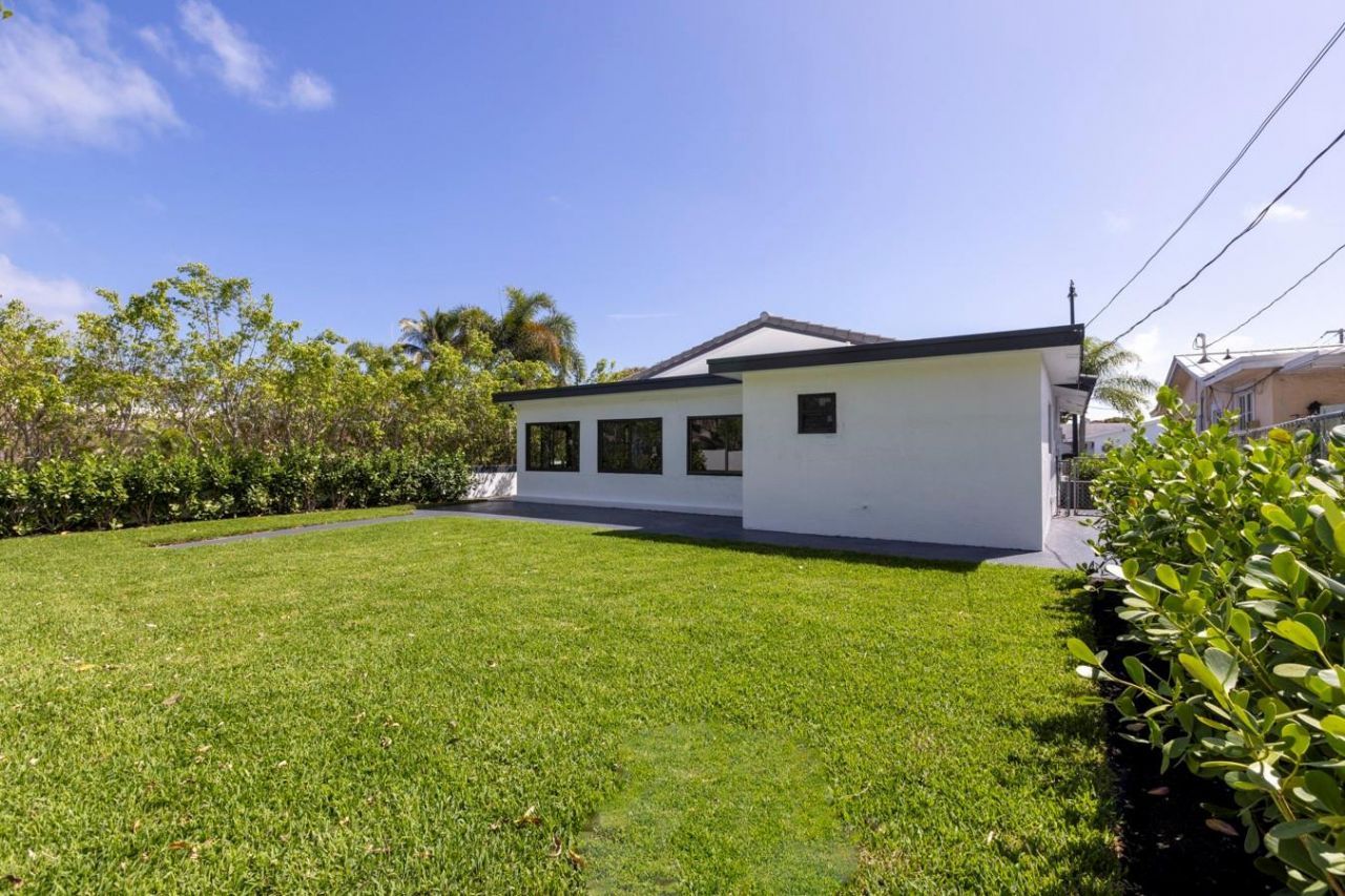 1681 NE 39th Street, Pompano Beach, FL 33064 Photo