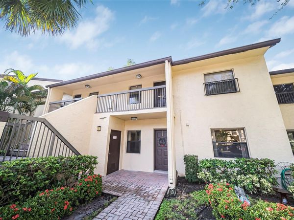 3039 Carambola Cir, Unit 3039, Pompano Beach, FL 33066