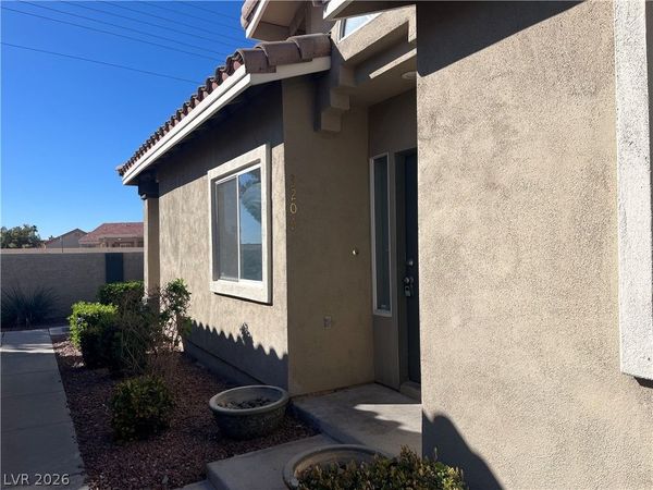 3206 Mystic Ridge Court , Las Vegas, NV 89129