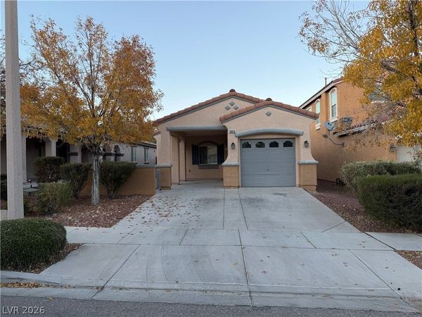 10616 Calico Pines Avenue , Las Vegas, NV 89135
