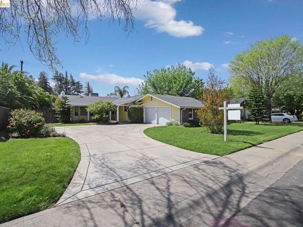 1320 Barcelona Ave, Stockton, CA 95209