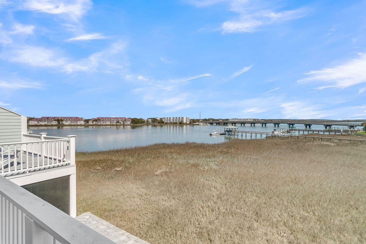 118 W 2nd Street Photo 10