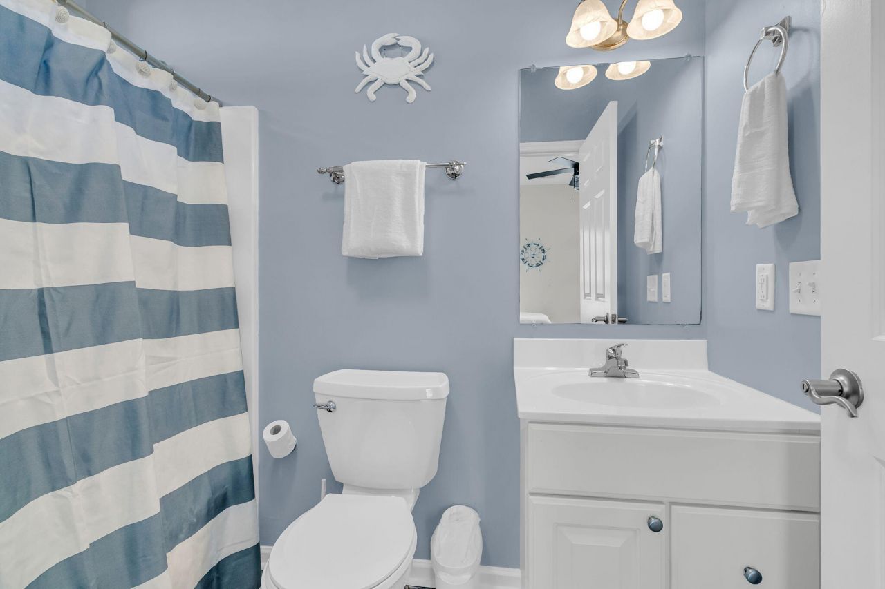 118 W 2nd Street Photo 19