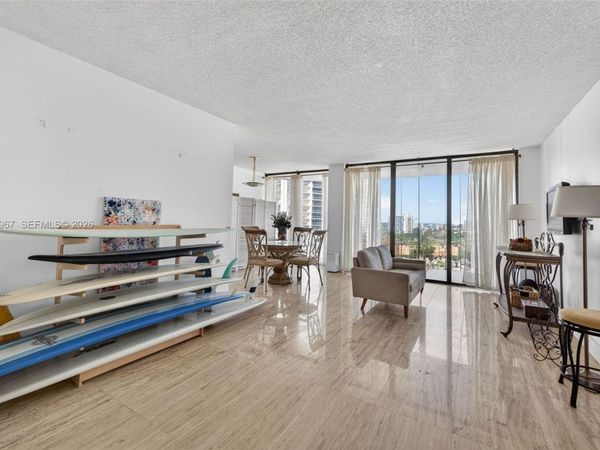 19355 Turnberry Way , Unit 17C, Aventura, FL 33180