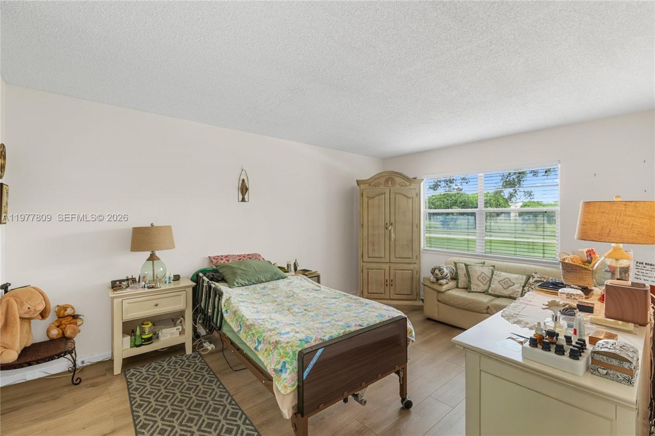 1101 SW 128th Ter, Unit 204C, Pembroke Pines, FL 33027 Photo