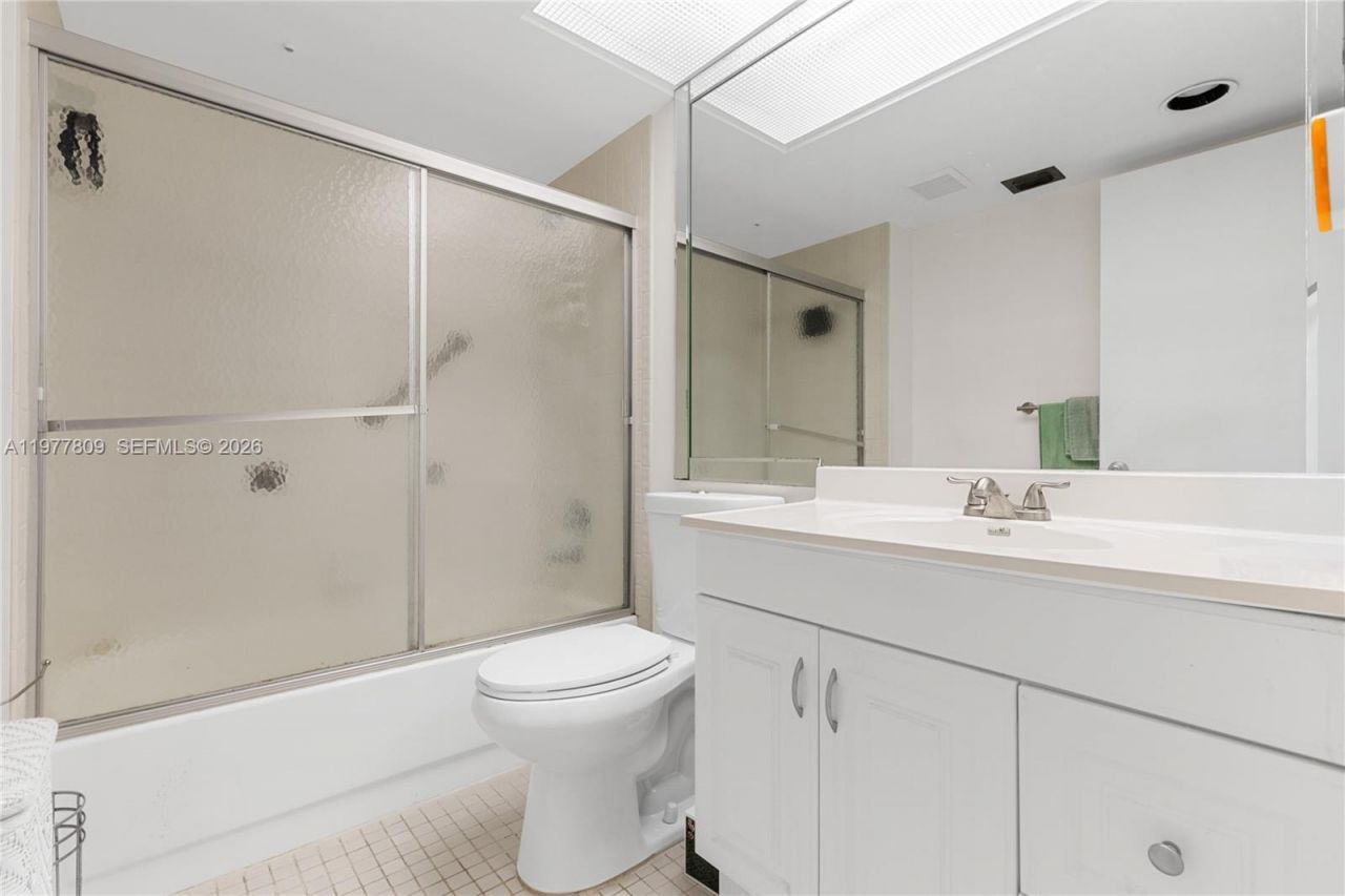 1101 SW 128th Ter, Unit 204C, Pembroke Pines, FL 33027 Photo