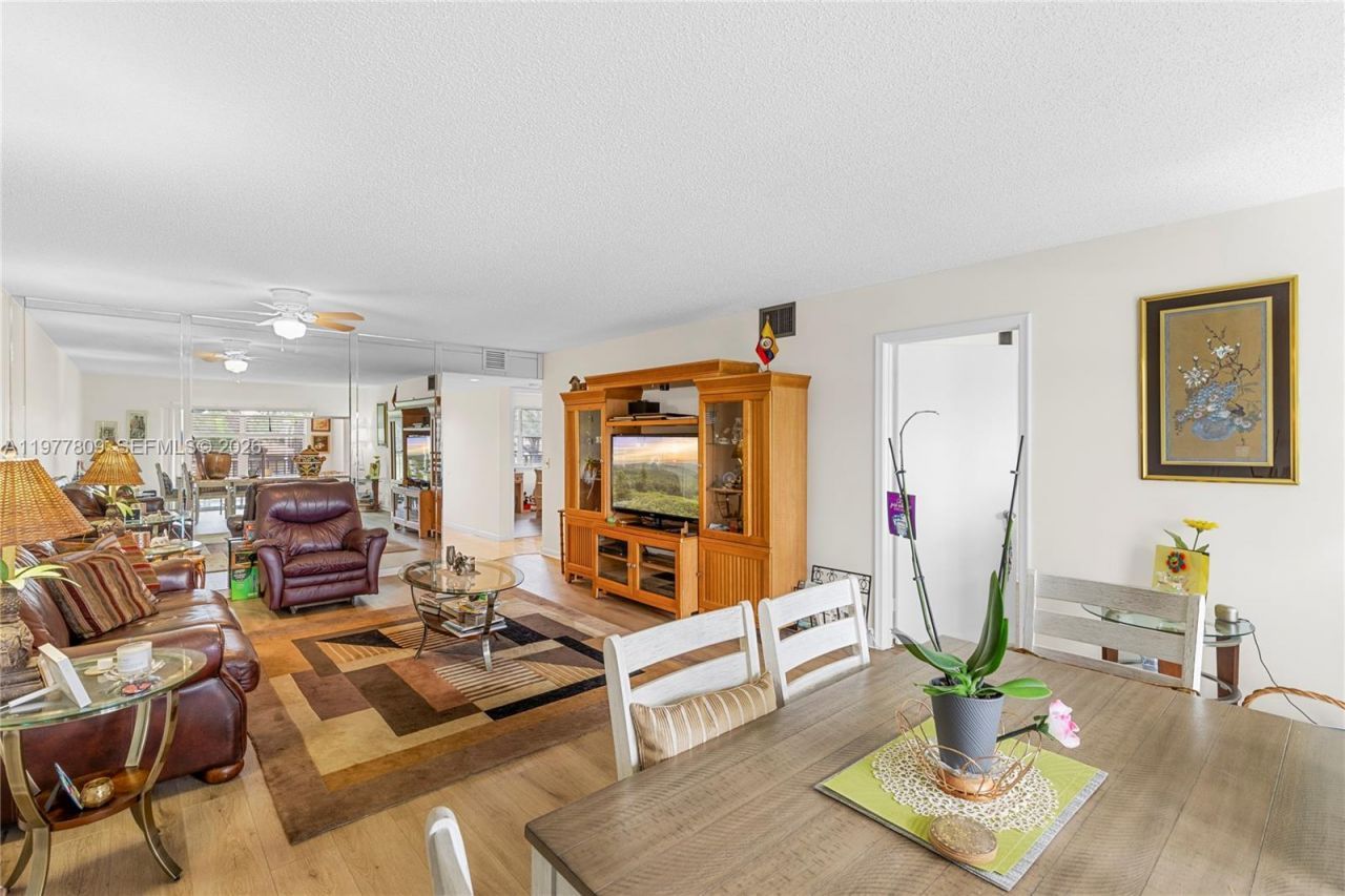 1101 SW 128th Ter, Unit 204C, Pembroke Pines, FL 33027 Photo