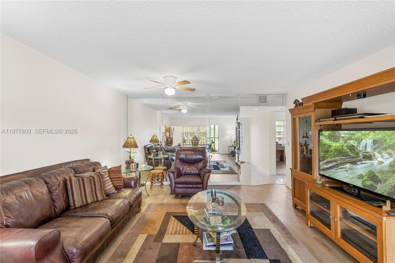 1101 SW 128th Ter, Unit 204C, Pembroke Pines, FL 33027 Photo