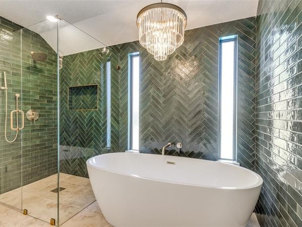 2307 Midway Road, Arlington, TX 76011