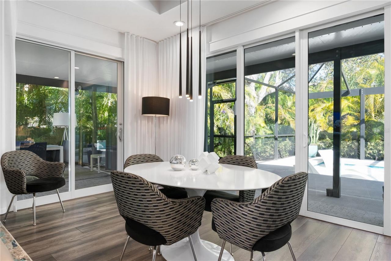 661 Marlin Drive, Sarasota, FL 34234 Photo