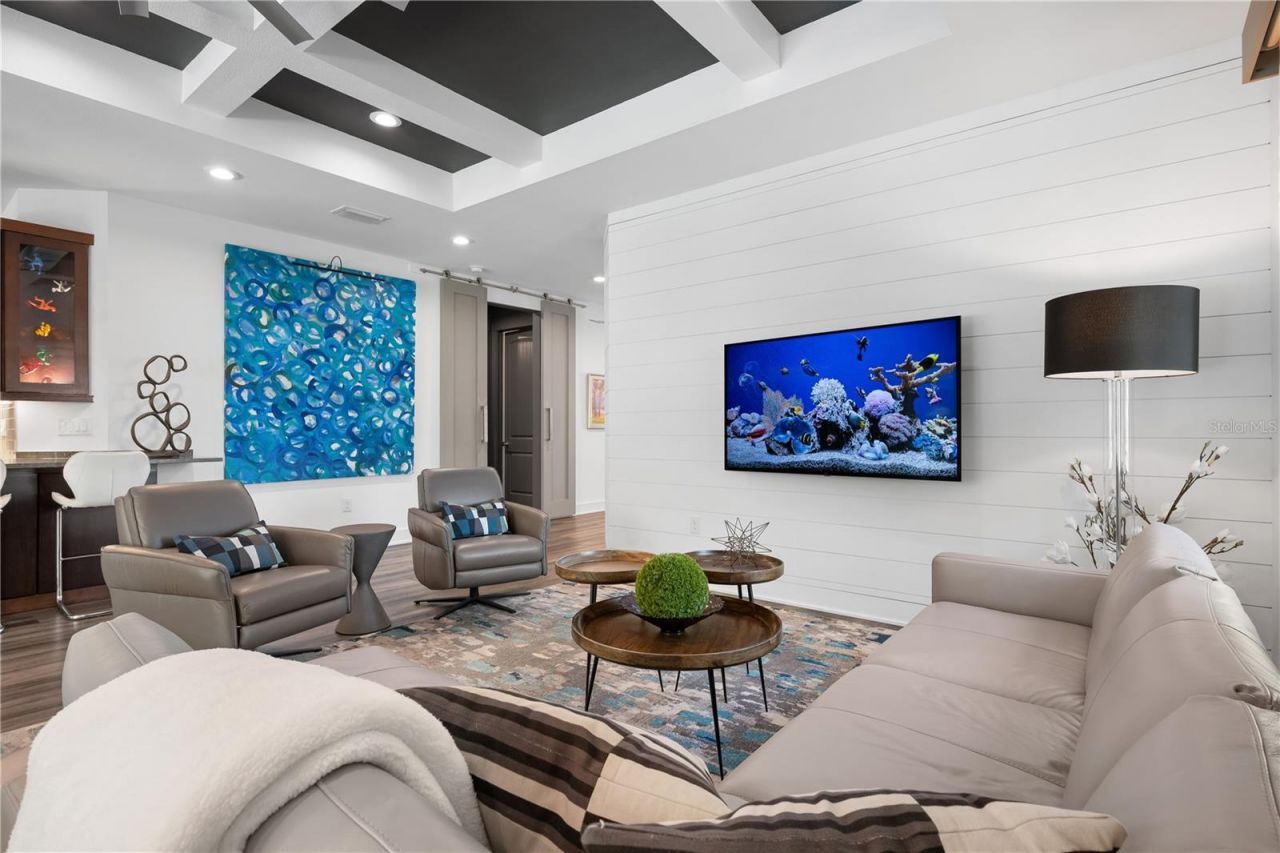 661 Marlin Drive, Sarasota, FL 34234 Photo