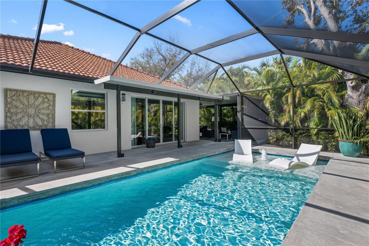 661 Marlin Drive, Sarasota, FL 34234 Photo