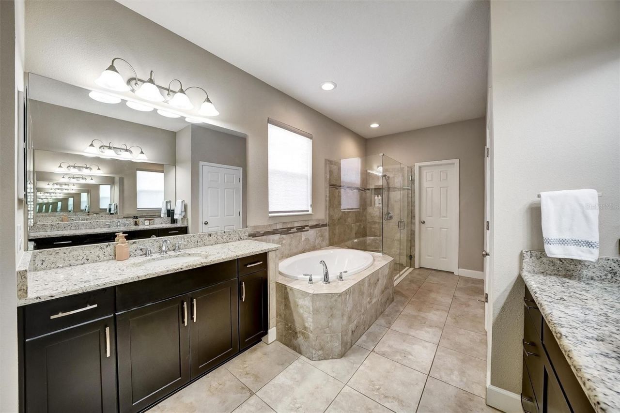 1611 Tilted Cypress Place, Wesley Chapel, FL 33544 Photo