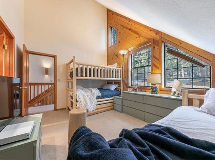 725 Conifer, Truckee, CA 96160 Photo