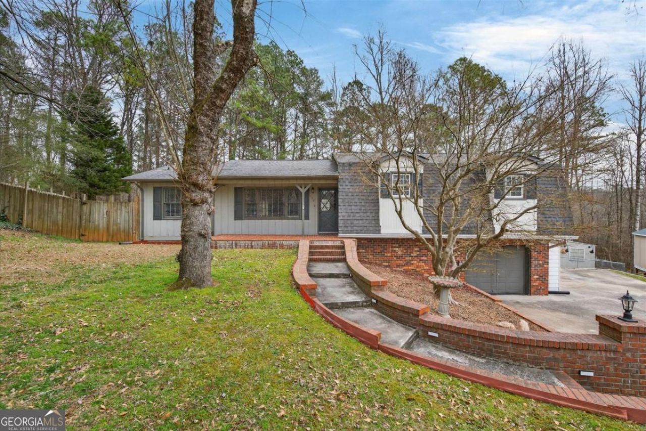 155 Chickasaw Run, Woodstock, GA 30188 Main Photo