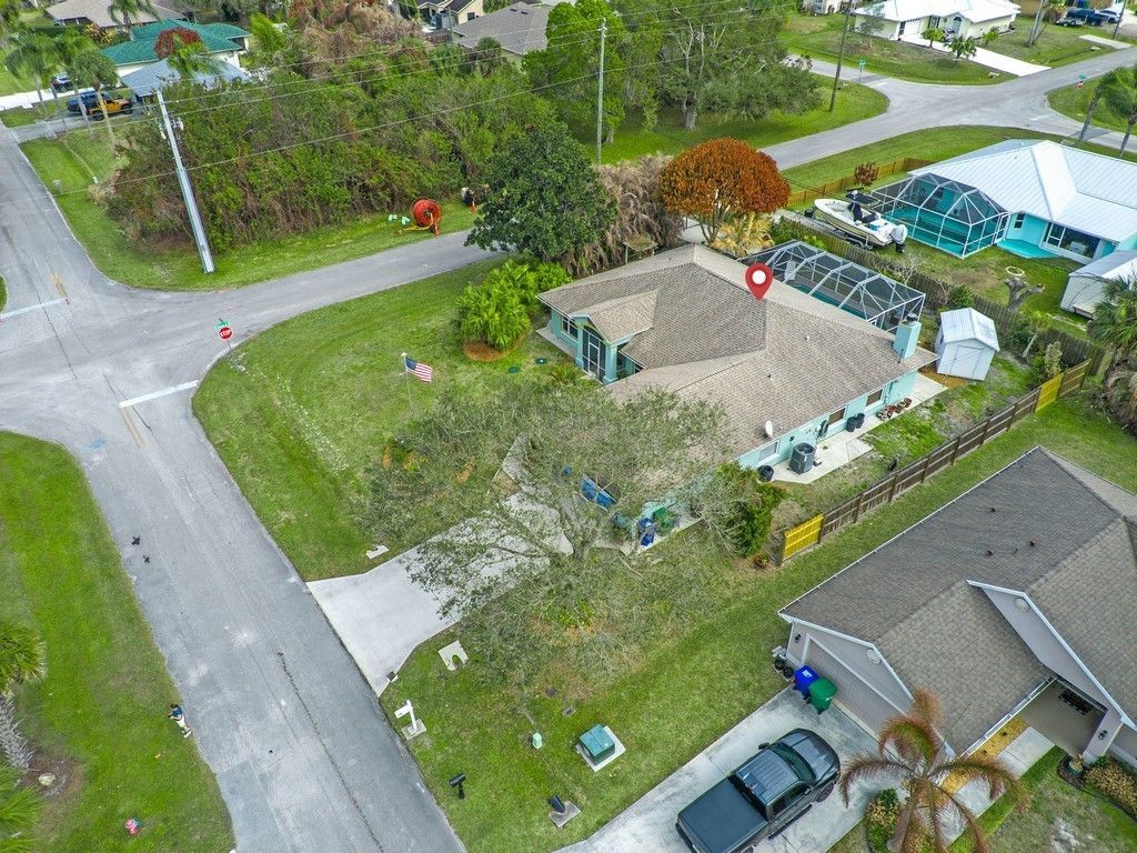 702 Helicon Terrace, Sebastian, FL 32958 Photo