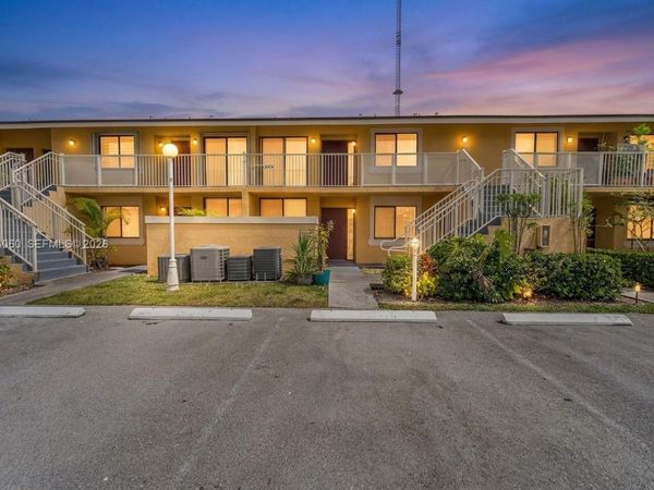 440 NW 214th St , Unit 104, Miami Gardens, FL 33169