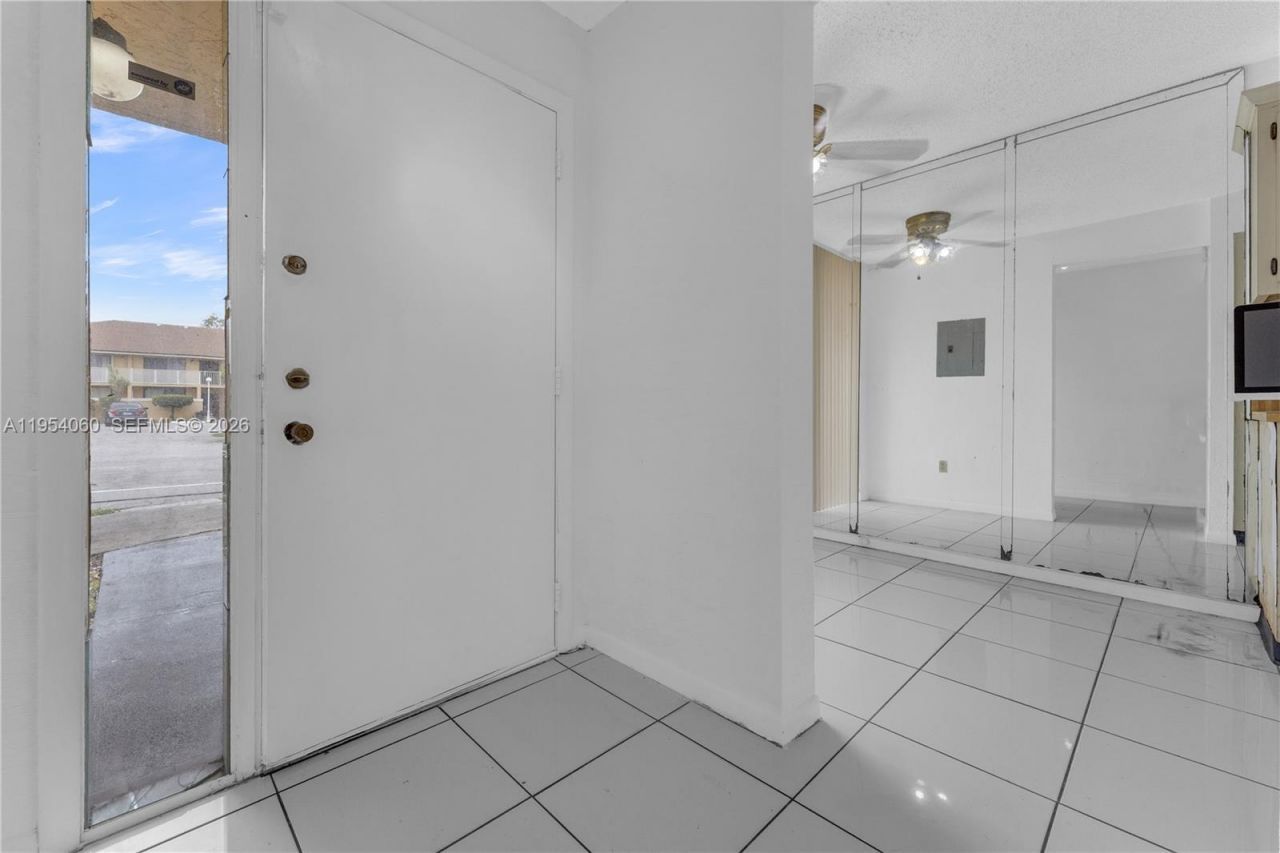 440 NW 214th St , Unit 104, Miami Gardens, FL 33169 Photo