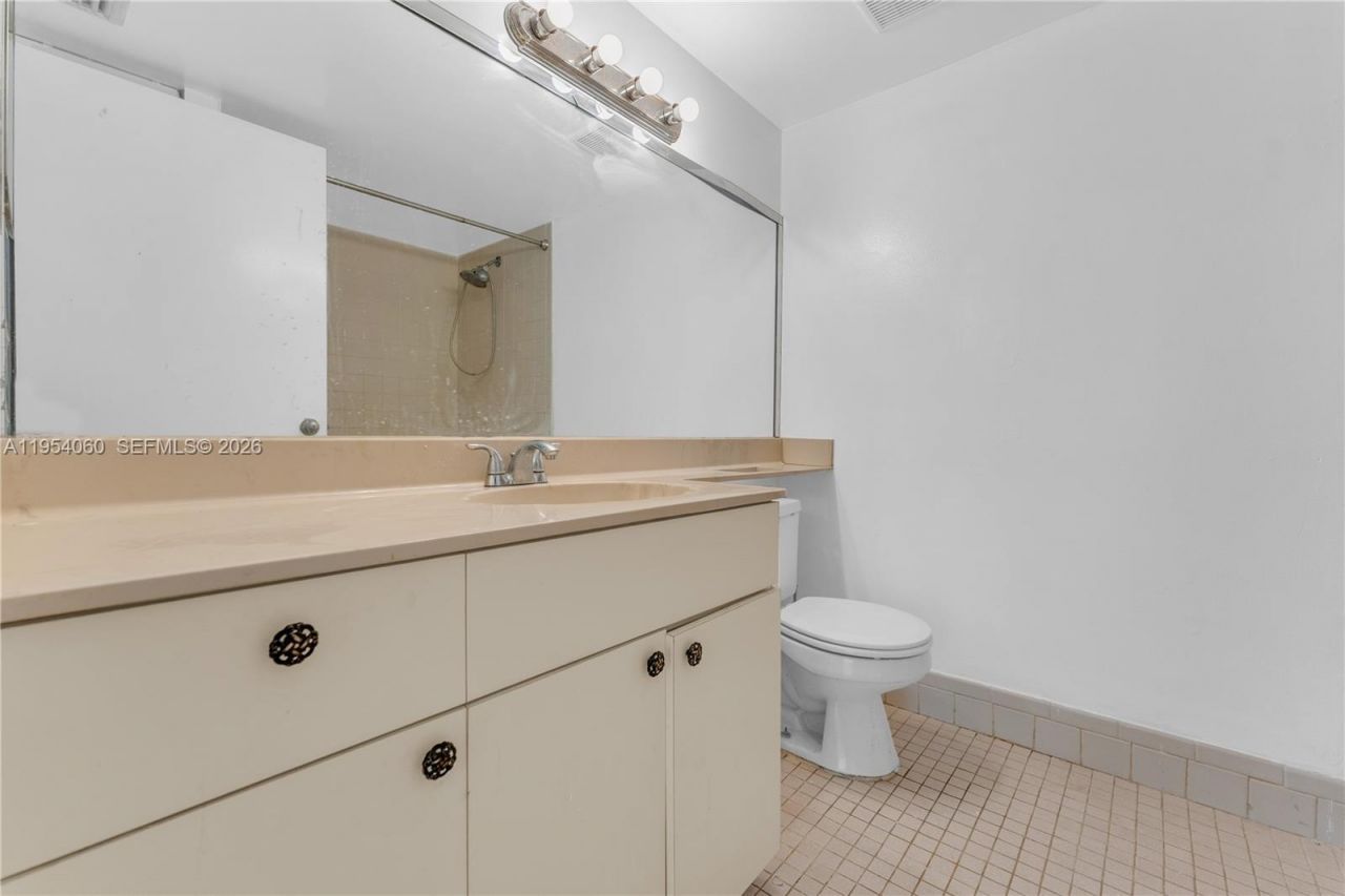 440 NW 214th St , Unit 104, Miami Gardens, FL 33169 Photo