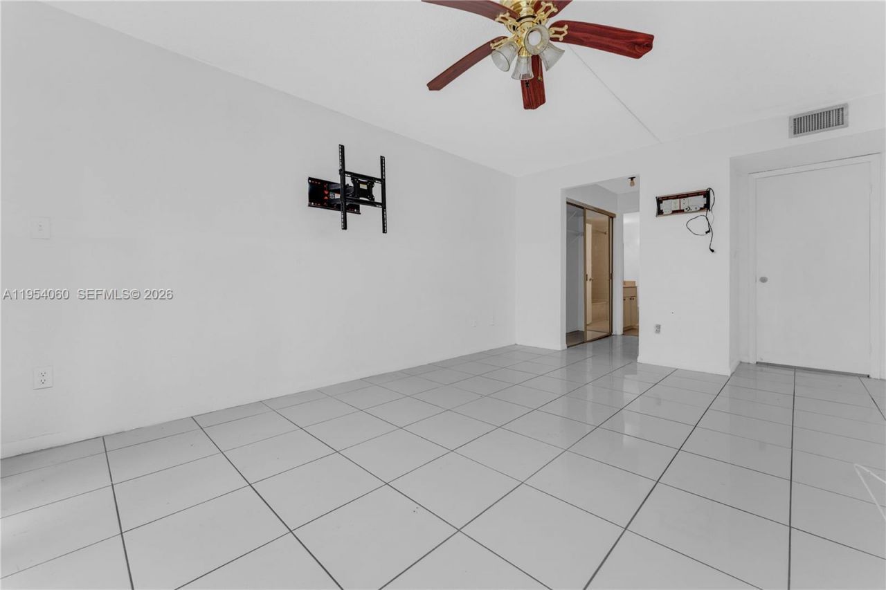 440 NW 214th St , Unit 104, Miami Gardens, FL 33169 Photo