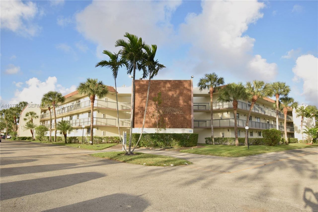 7500 NW 17th St, Unit 102, Plantation, FL 33313 Photo