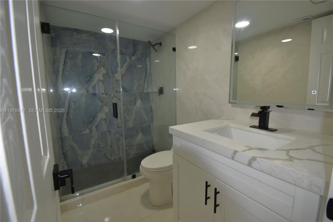 7500 NW 17th St, Unit 102, Plantation, FL 33313 Photo