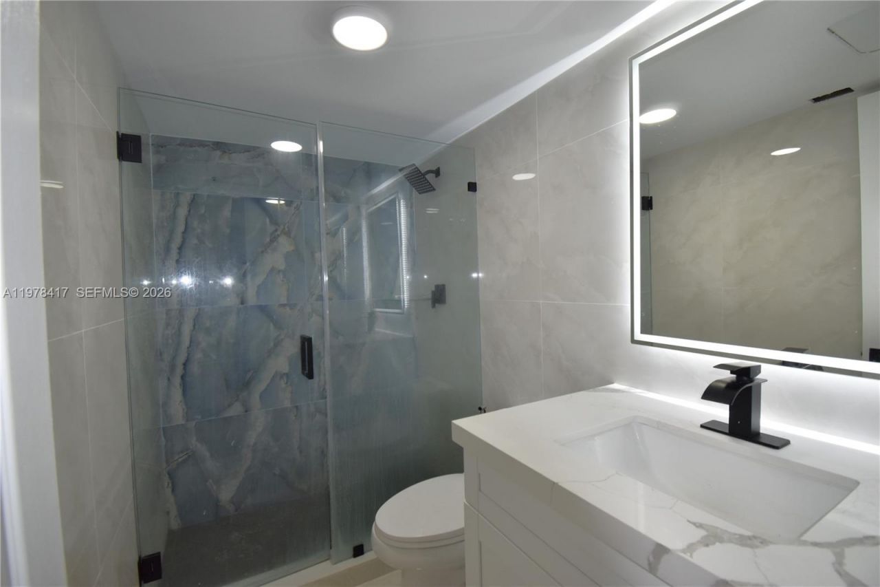 7500 NW 17th St, Unit 102, Plantation, FL 33313 Photo