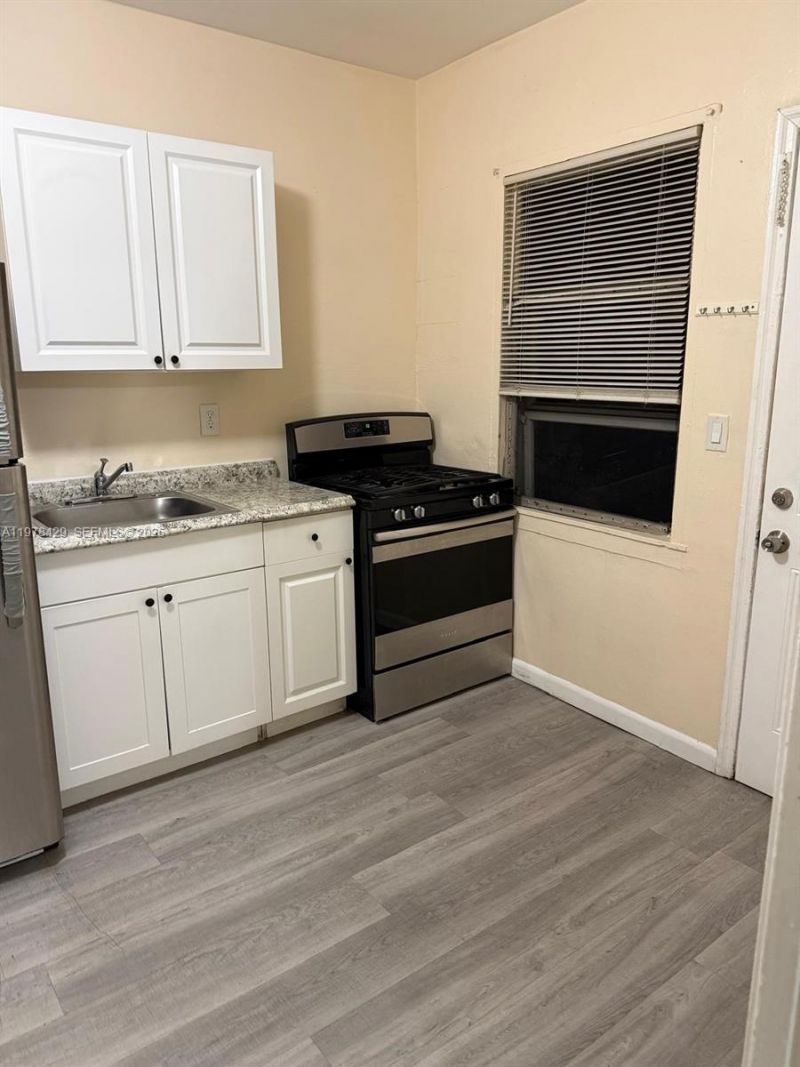 1708 Hayes St , Unit 3, Hollywood, FL 33020 Photo