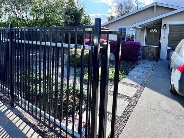 3909 Belden, Sacramento, CA 95838