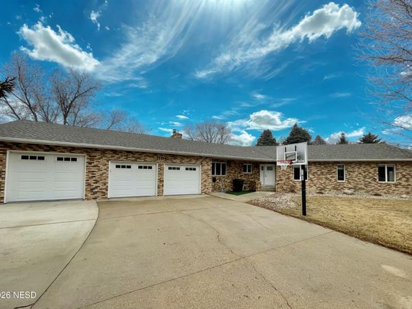 1101 SKYLINE DRIVE, Watertown, SD 57201
