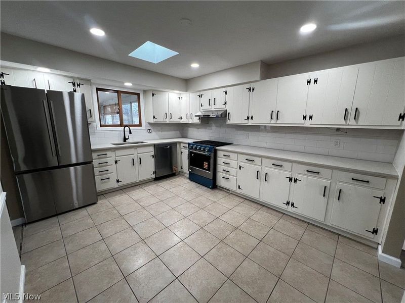 16244 Delmont Avenue, Strongsville, OH 44136 Photo 8