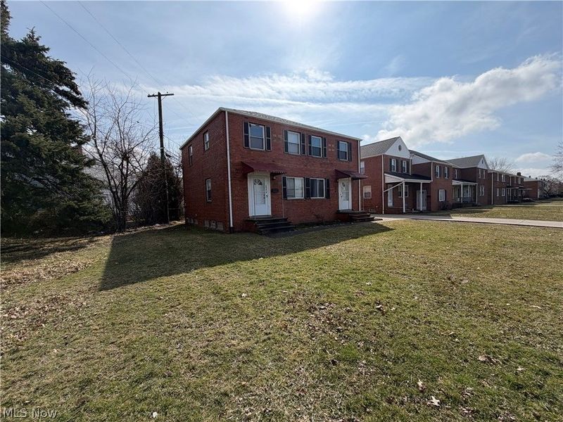 20470 Lake Shore Boulevard, Euclid, OH 44123 Photo 10