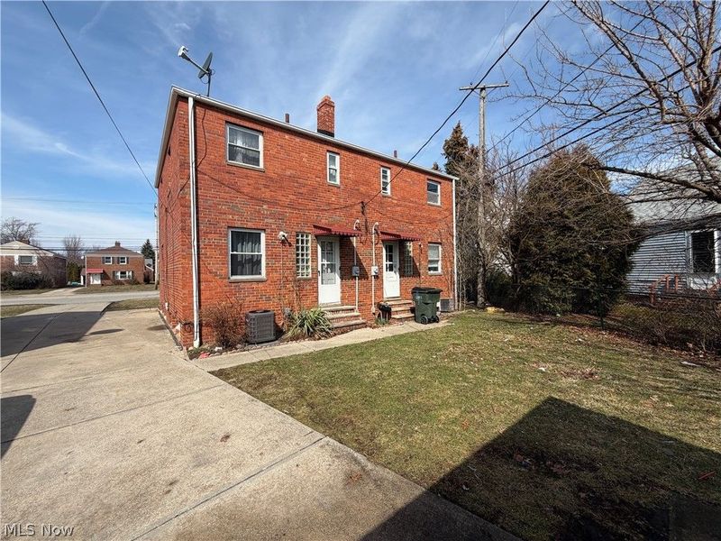 20470 Lake Shore Boulevard, Euclid, OH 44123 Photo 12