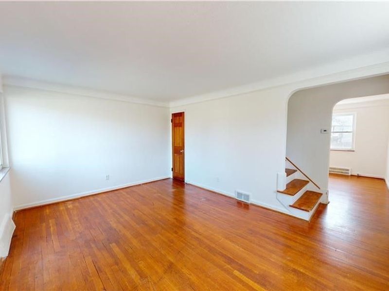 20470 Lake Shore Boulevard, Euclid, OH 44123 Photo 15