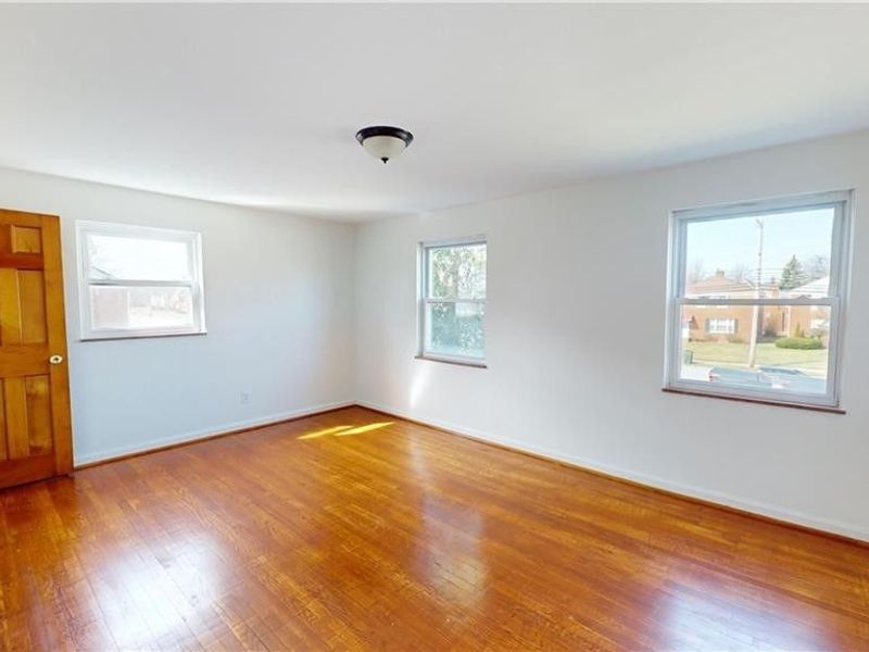 20470 Lake Shore Boulevard, Euclid, OH 44123 Photo 23