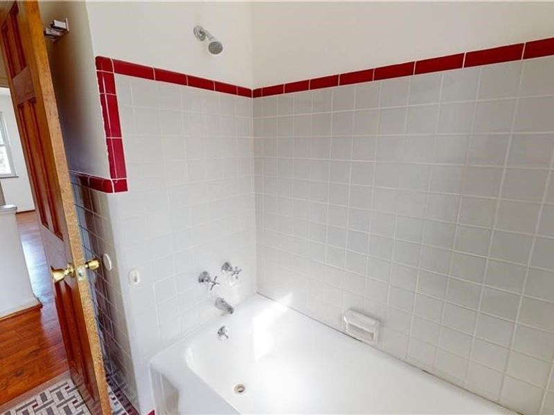 20470 Lake Shore Boulevard, Euclid, OH 44123 Photo 26