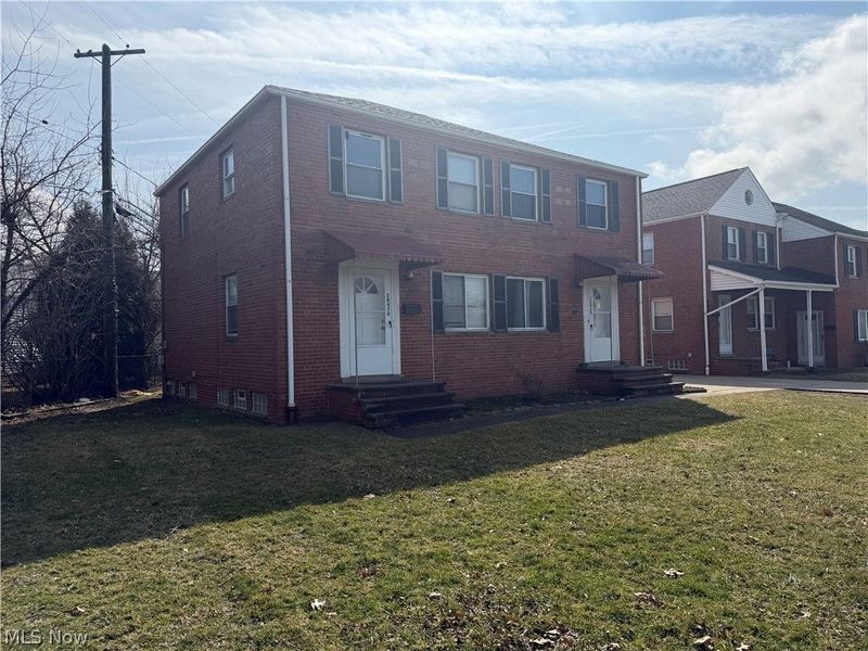 20470 Lake Shore Boulevard, Euclid, OH 44123 Photo 3