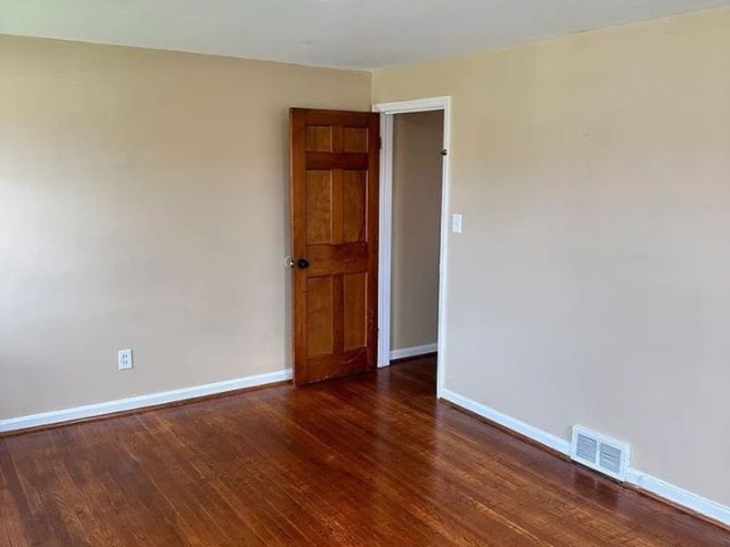 20470 Lake Shore Boulevard, Euclid, OH 44123 Photo 39