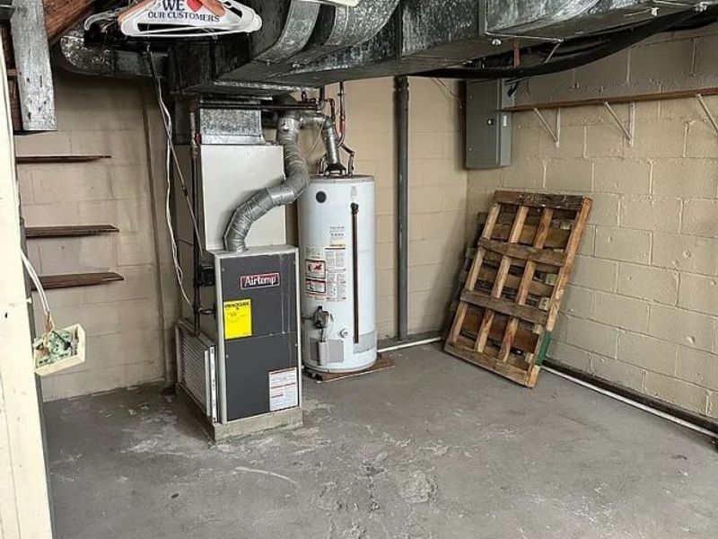 20470 Lake Shore Boulevard, Euclid, OH 44123 Photo 40